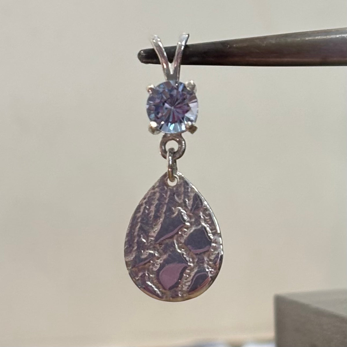 Kate- Blue topaz pendant