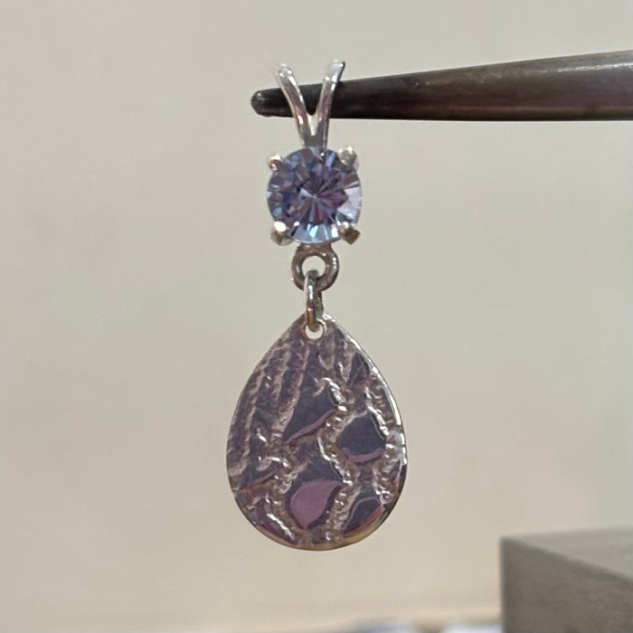 Kate- Blue topaz pendant