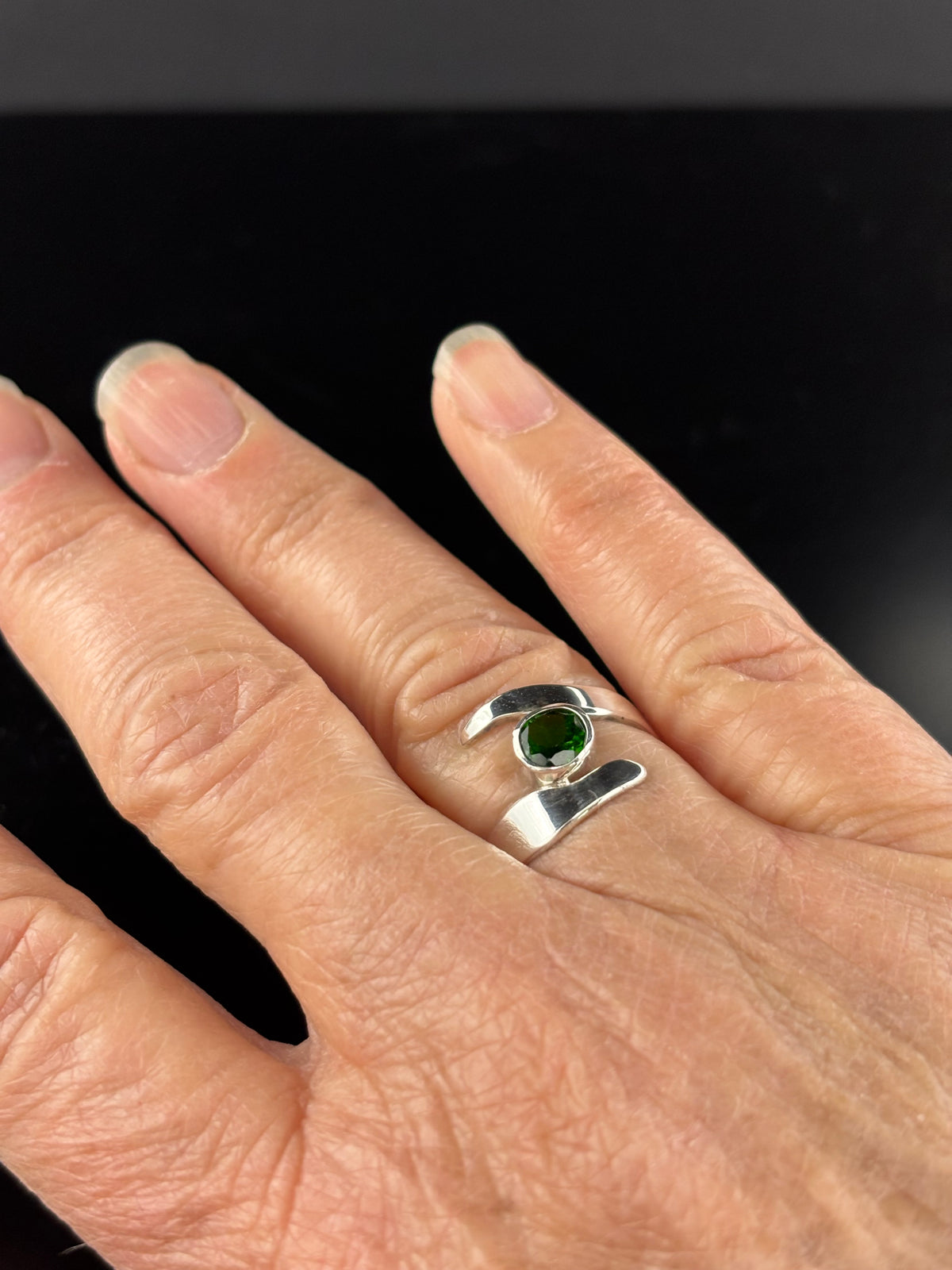 Maura- Sterling silver chrome diopside bypass ring